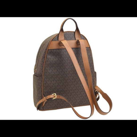 💕🛍NWT MICHAEL KORS BACKPACK - Picture 3 of 7